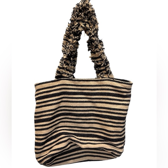 WOVEN TOTE - Picture 2 of 6